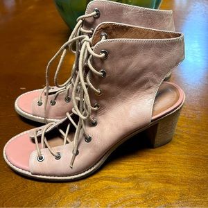 Free People Jeffery Campbell Collaboration booties Size 10 Lace up Stacked Heel